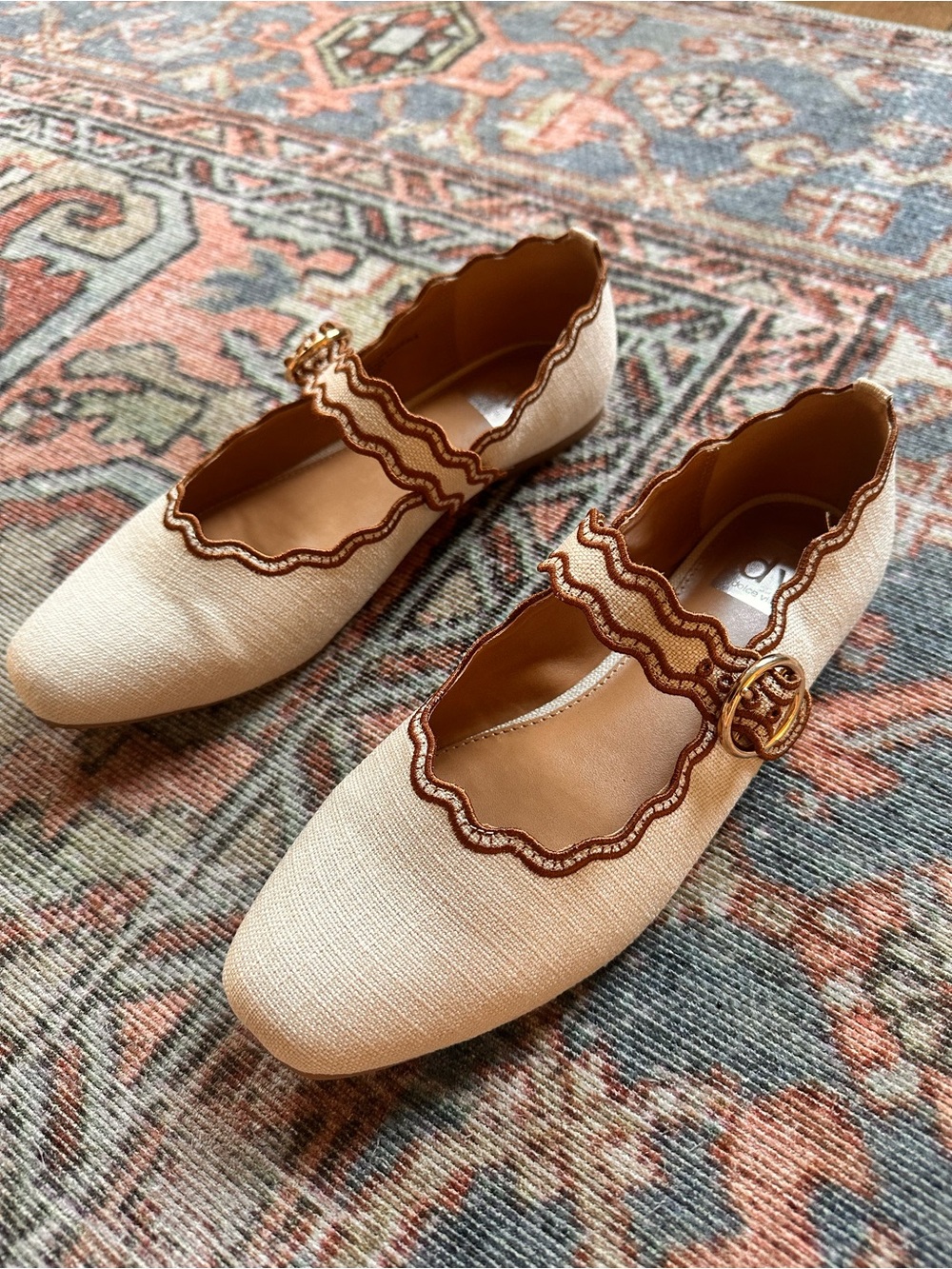 Dolce Vita Myorka Linen Scalloped Mary Jane Flats Cream Brown 8.5